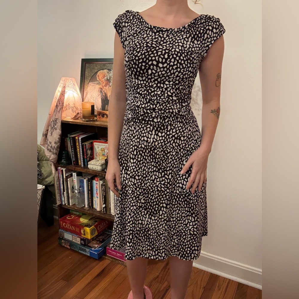 Brown and White Animal Print Cap Sleeve Stretchy Dress Work, Knee Length Sz S